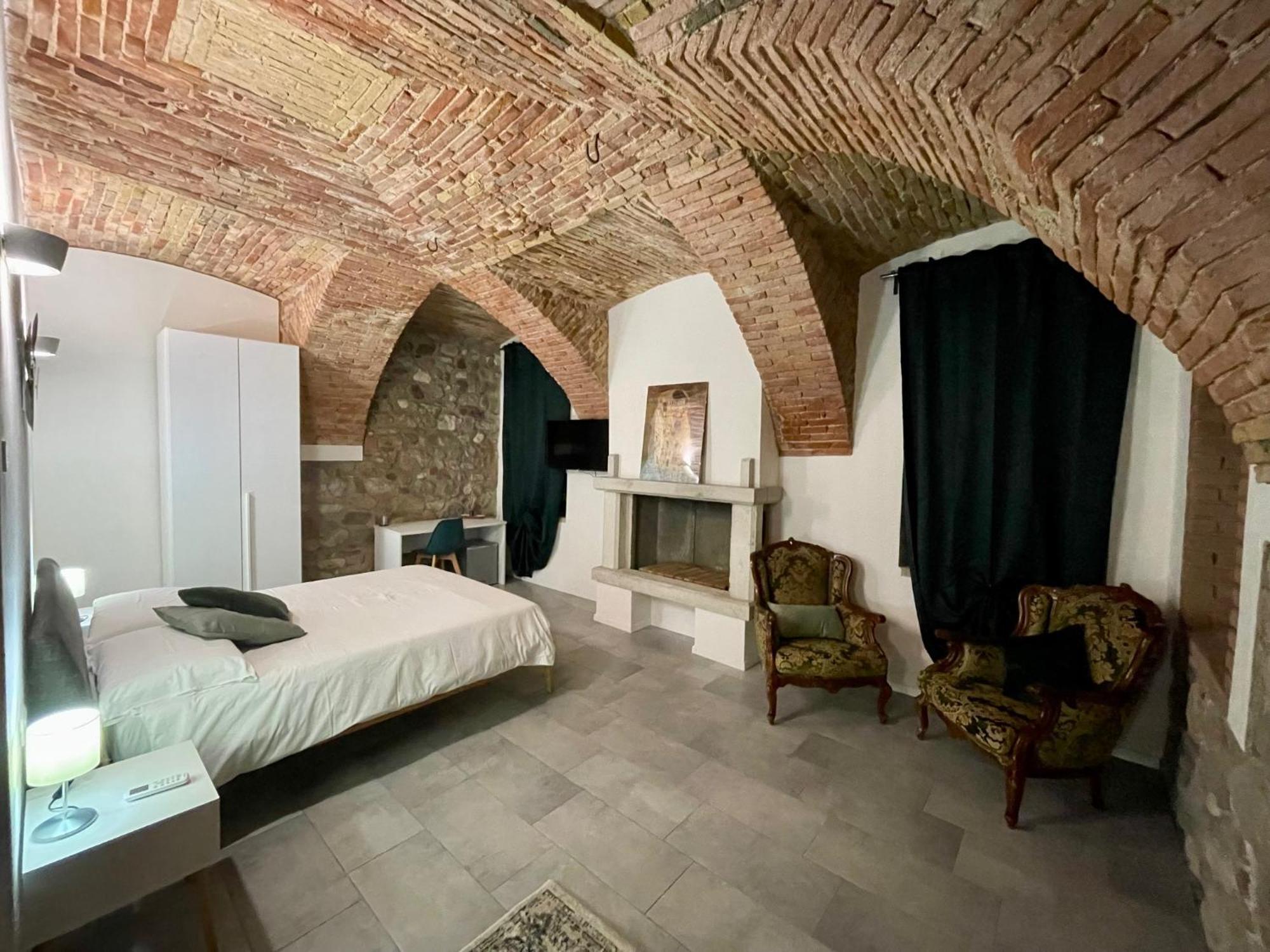 Agriturismo Al Mancino لوناتو المظهر الخارجي الصورة